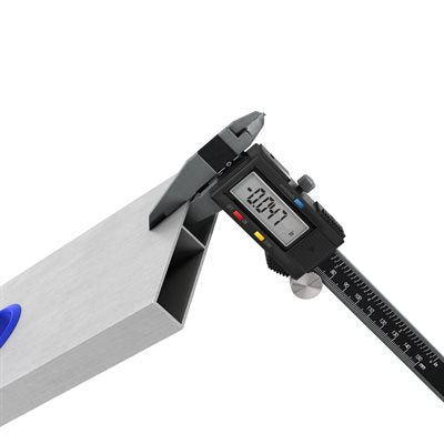 screeding level with hand grips for accurate concrete leveling and surface finishing work